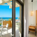 Hotel Blue View Seaside 3*