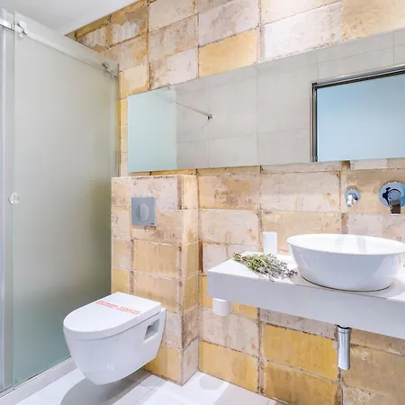 Blue View Seaside فندق 3*