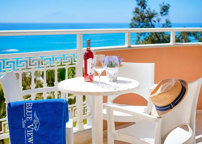 Hotel Blue View Seaside 3*